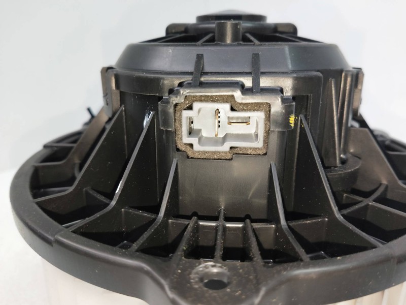 Recambio de motor calefaccion para hyundai i30 (gd) 1.6 crdi cat referencia OEM IAM F00S330054 F00S3B2474 150507