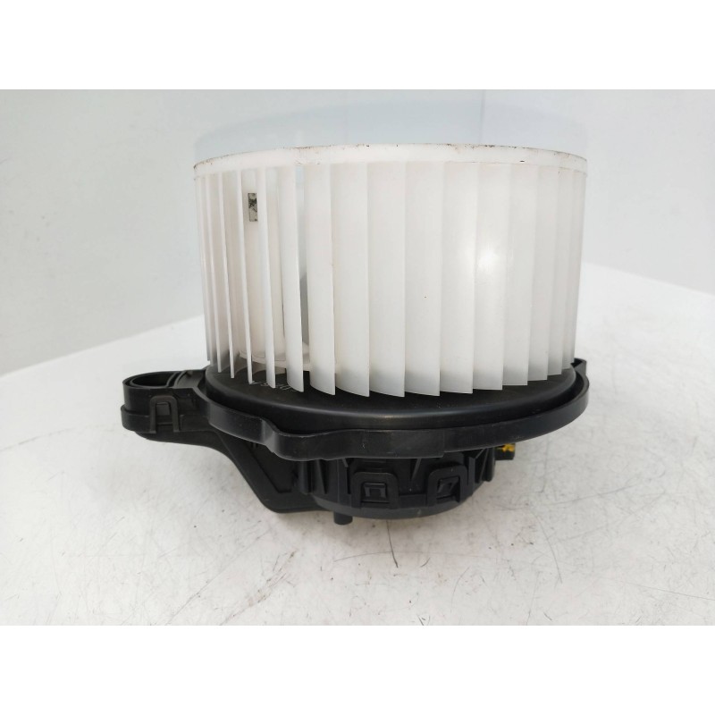 Recambio de motor calefaccion para hyundai i30 (gd) 1.6 crdi cat referencia OEM IAM F00S330054 F00S3B2474 150507