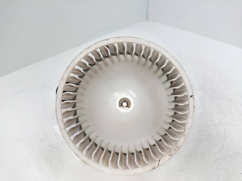 Recambio de motor calefaccion para hyundai i30 1.4 cat referencia OEM IAM F00S33F023  