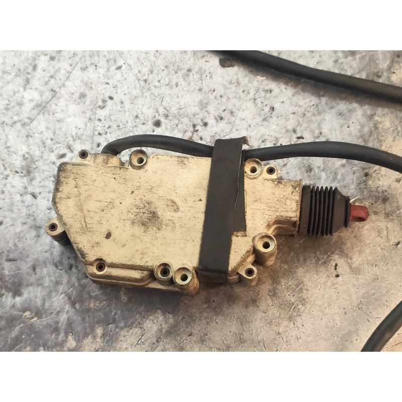 Recambio de motor cierre centralizado delantero derecho para ford sierra berlina 2.0 (ohc) referencia OEM IAM    Recambio de motor cierre centralizado delantero derecho para ford sierra berlina 2.0 (ohc) referencia OEM IAM