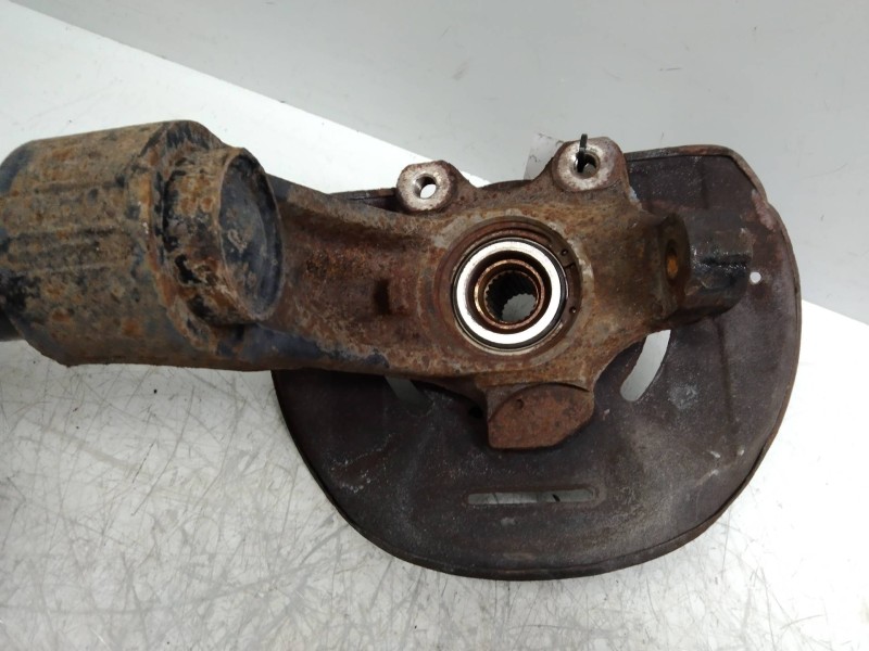 Recambio de mangueta delantera izquierda para daewoo lanos referencia OEM IAM   