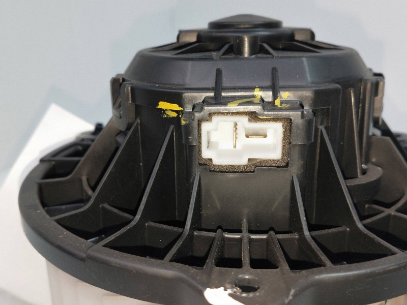 Recambio de motor calefaccion para hyundai ix35 1.7 crdi cat referencia OEM IAM F00S330054 F00S3B2441 130104