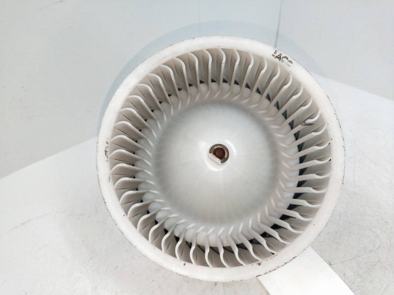 Recambio de motor calefaccion para hyundai ix35 1.7 crdi cat referencia OEM IAM F00S330054 F00S3B2441 130104