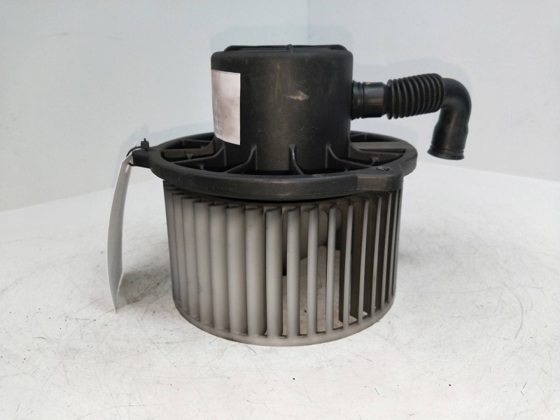 Recambio de motor calefaccion para hyundai matrix (fc) 1.6 gls referencia OEM IAM F00S330021  