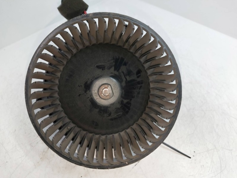 Recambio de motor calefaccion para hyundai santamo gl referencia OEM IAM   