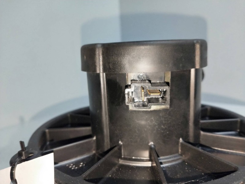 Recambio de motor calefaccion para hyundai sonata (y4) 2.5i v6 gls referencia OEM IAM F00S330001  