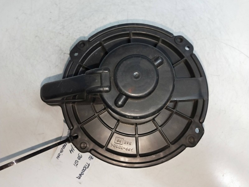 Recambio de motor calefaccion para isuzu trooper 3.0 dti cat referencia OEM IAM 5027251112  