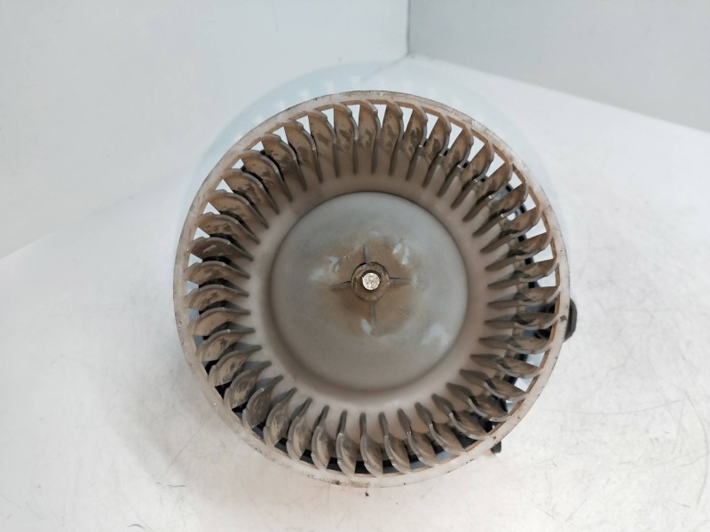 Recambio de motor calefaccion para isuzu trooper 3.0 dti cat referencia OEM IAM 5027251112  