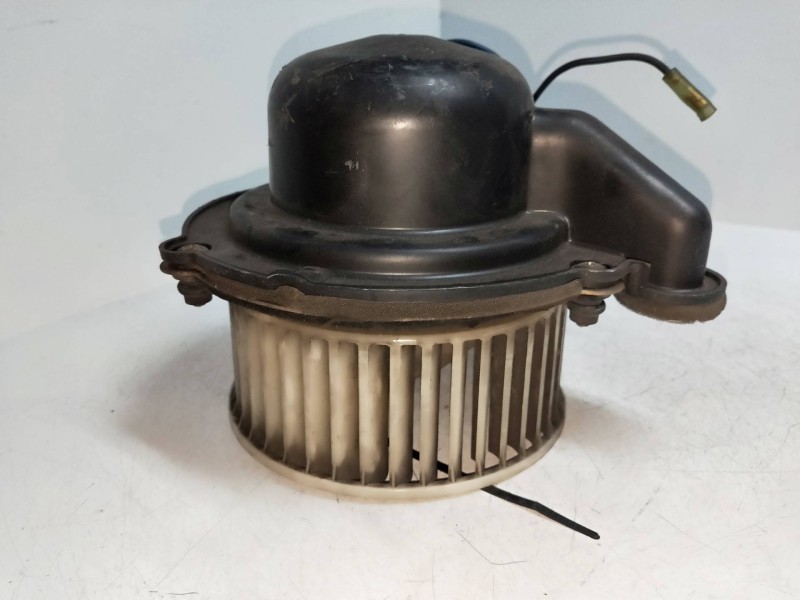 Recambio de motor calefaccion para isuzu trooper 2.8 turbodiesel referencia OEM IAM   