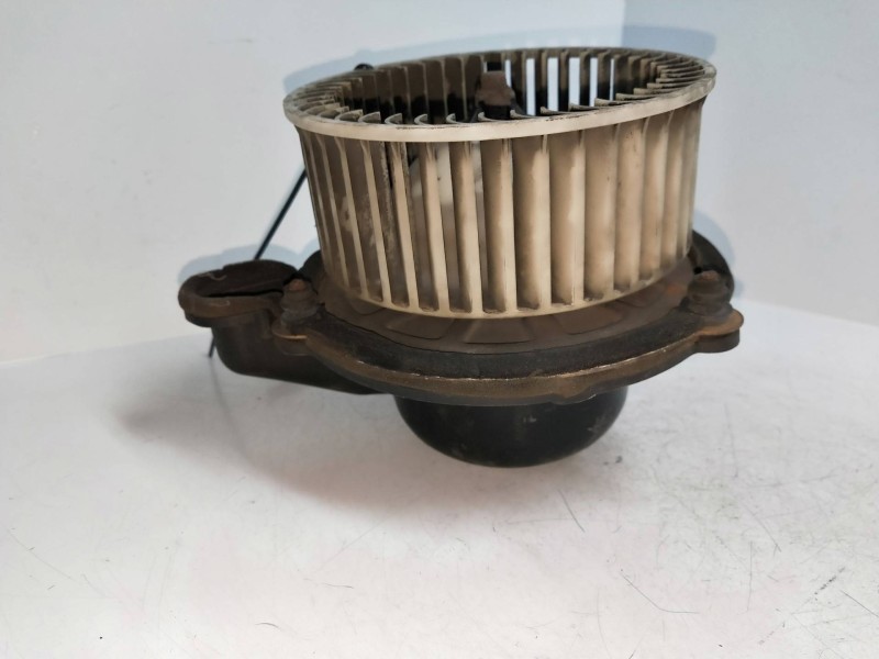 Recambio de motor calefaccion para isuzu trooper 2.8 turbodiesel referencia OEM IAM   
