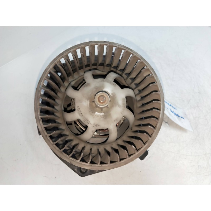 Recambio de motor calefaccion para iveco daily caja cerrada (1999 =>) 2.8 diesel cat referencia OEM IAM 570630200  