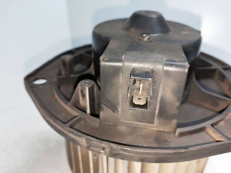 Recambio de motor calefaccion para iveco daily caja cerrada (1999 =>) 2.8 diesel cat referencia OEM IAM 570630200  