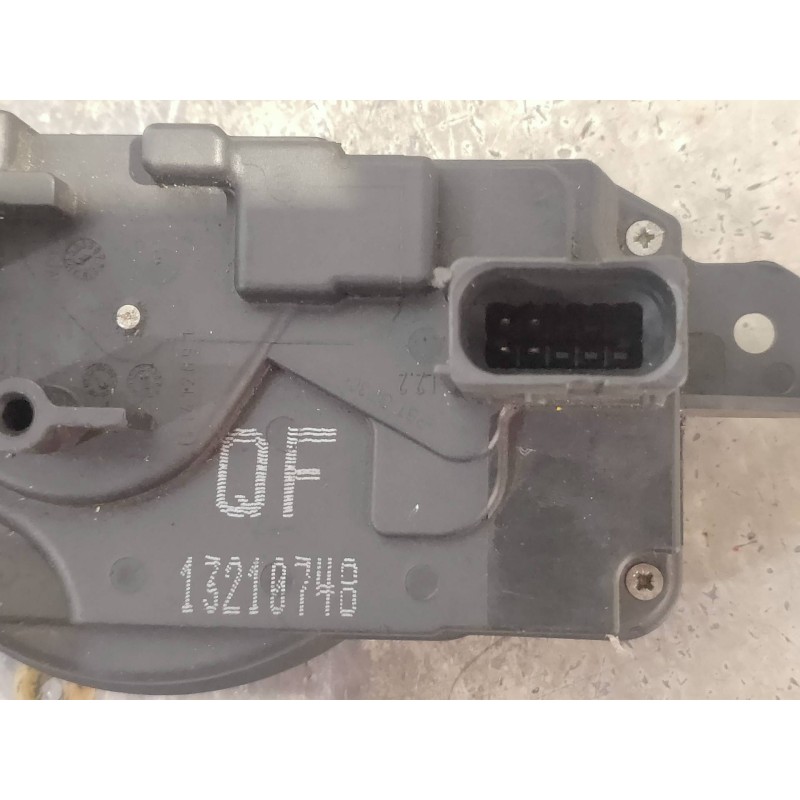 Recambio de motor cierre centralizado delantero izquierdo para opel astra h berlina 1.7 16v cdti referencia OEM IAM 13210748 5P 