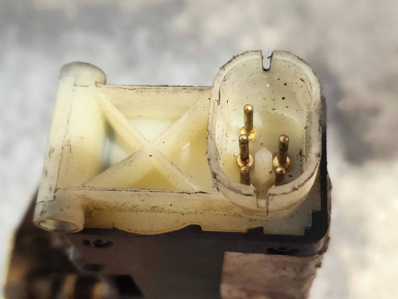 Recambio de motor cierre centralizado delantero izquierdo para opel astra f berlina 2.0 referencia OEM IAM  5P 