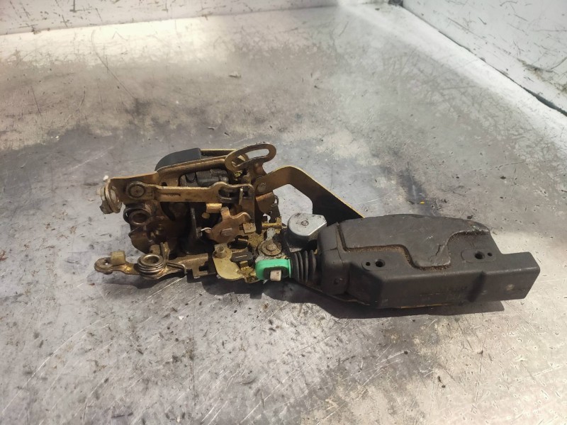 Recambio de motor cierre centralizado delantero izquierdo para opel calibra 2.0 cat referencia OEM IAM 90277865  