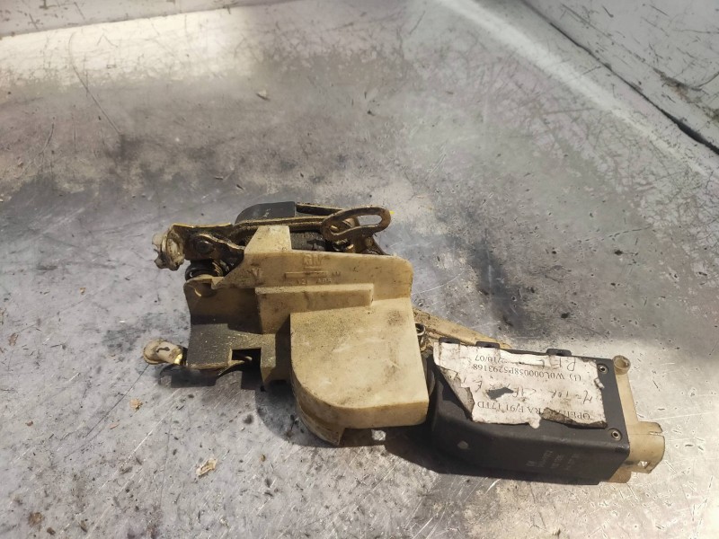 Recambio de motor cierre centralizado delantero izquierdo para opel astra f berlina 1.7 turbodiesel (17 dt / lu8) referencia OEM Recambio de motor cierre centralizado delantero izquierdo para opel astra f berlina 1.7 turbodiesel (17 dt / lu8) referencia OEM