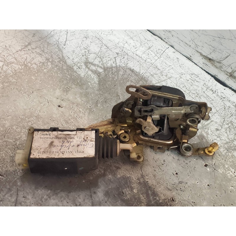 Recambio de motor cierre centralizado delantero derecho para opel astra f berlina 2.0 referencia OEM IAM  3P  Recambio de motor cierre centralizado delantero derecho para opel astra f berlina 2.0 referencia OEM IAM  3P