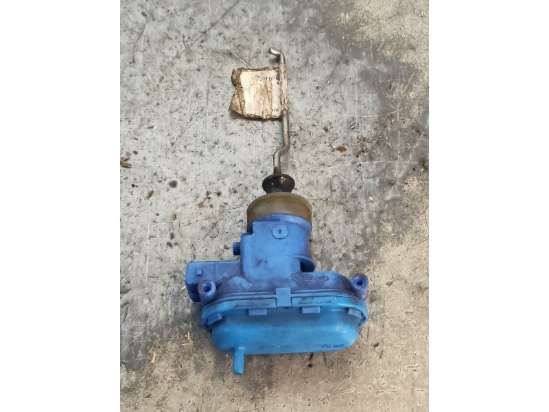 Recambio de motor cierre centralizado delantero derecho para audi 80 avant 1.9 tdi referencia OEM IAM 893862153C  