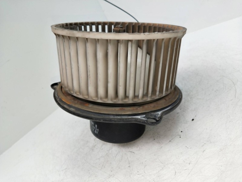 Recambio de motor calefaccion para jeep gr.cherokee (zj)/(z) 2.5 turbodiesel referencia OEM IAM AY1661000131 701131888B 