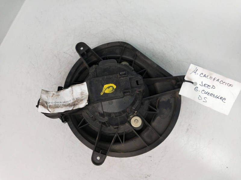 Recambio de motor calefaccion para jeep gr. cherokee (wh) 3.0 crd limited referencia OEM IAM 929447P  