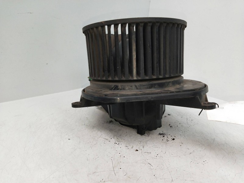 Recambio de motor calefaccion para jeep gr. cherokee (wh) 3.0 crd limited referencia OEM IAM 929447P  