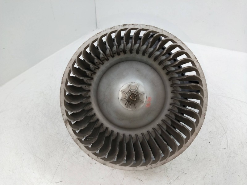 Recambio de motor calefaccion para kia carens 1.8 cat referencia OEM IAM   