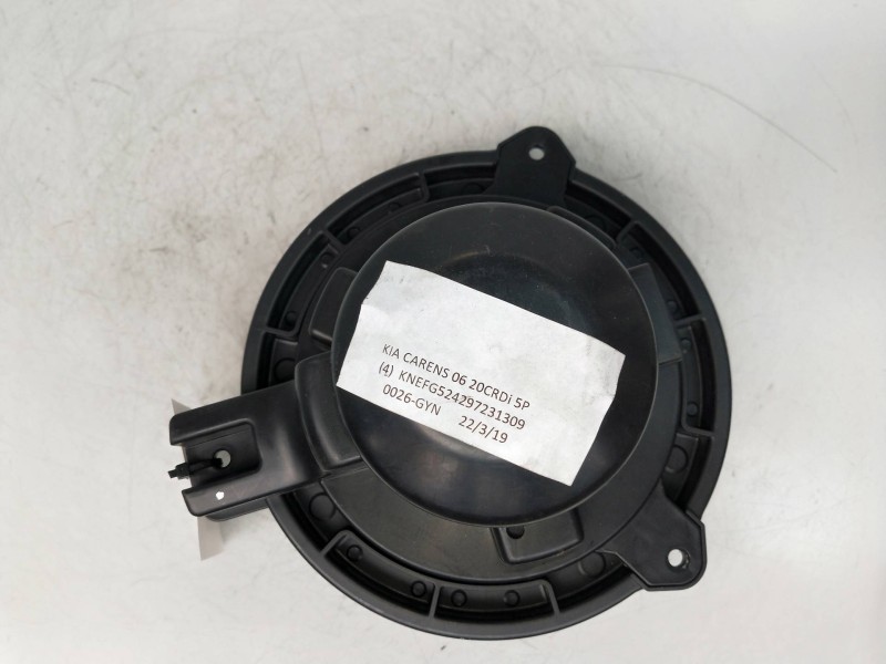 Recambio de motor calefaccion para kia carens (un) 2.0 crdi referencia OEM IAM B448231370 A0540221C 