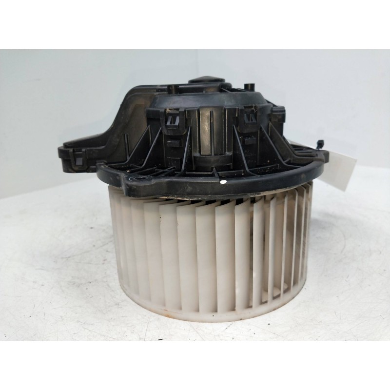 Recambio de motor calefaccion para kia cee´d 1.6 crdi cat referencia OEM IAM F00S330054 F00S3B2474 