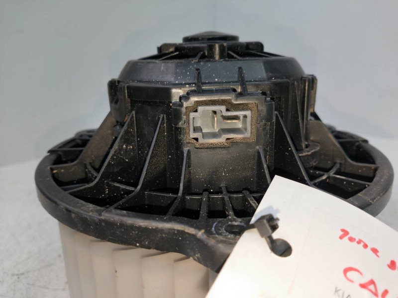 Recambio de motor calefaccion para kia cee´d 1.6 crdi cat referencia OEM IAM F00S330054 F00S3B2474 