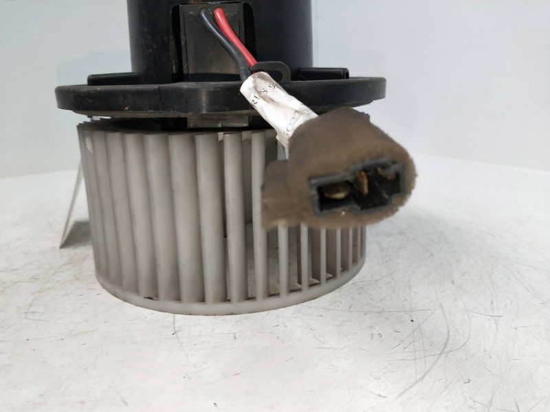 Recambio de motor calefaccion para kia clarus 1.8 cat referencia OEM IAM   