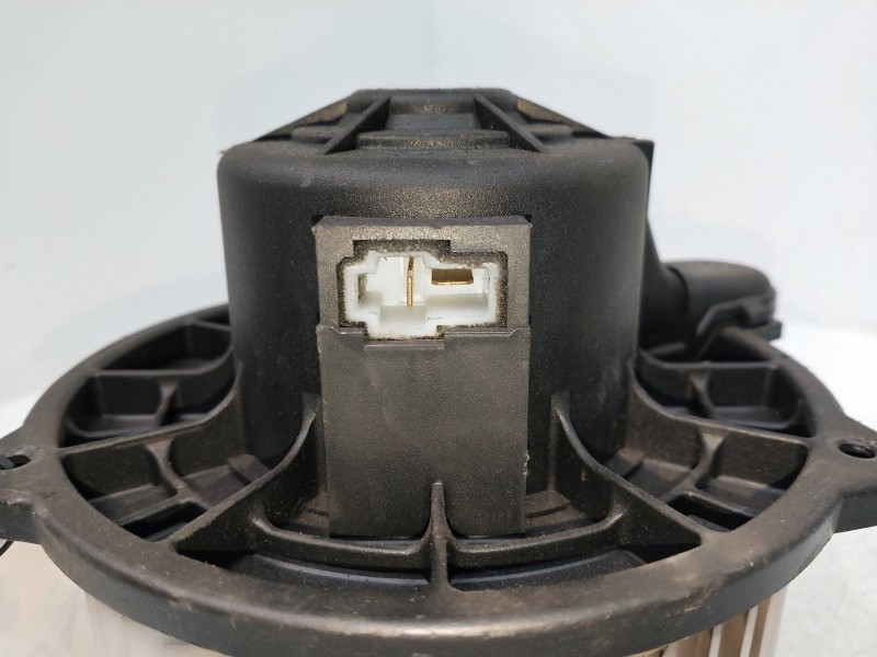 Recambio de motor calefaccion para kia magentis 2.0 cat referencia OEM IAM F00S330024   Recambio de motor calefaccion para kia magentis 2.0 cat referencia OEM IAM F00S330024