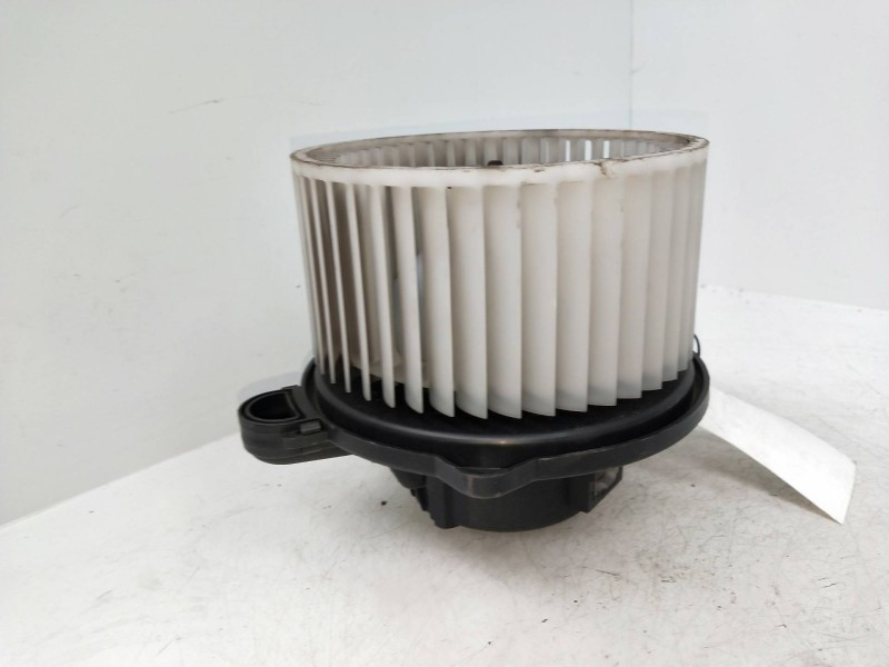 Recambio de motor calefaccion para kia magentis 2.0 cat referencia OEM IAM F00S330024   Recambio de motor calefaccion para kia magentis 2.0 cat referencia OEM IAM F00S330024