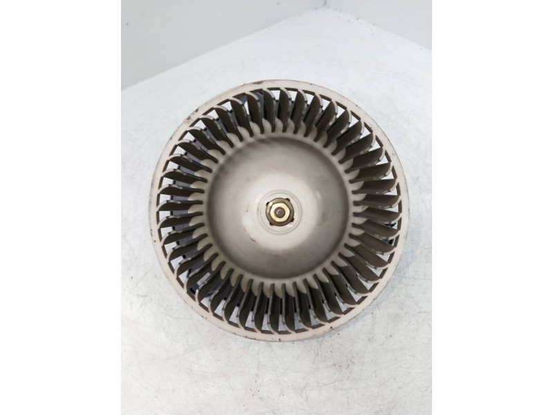 Recambio de motor calefaccion para kia pride 1.4 cat referencia OEM IAM   