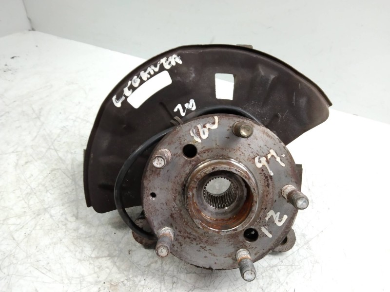 Recambio de mangueta delantera izquierda para daewoo leganza 2.0 cat referencia OEM IAM   