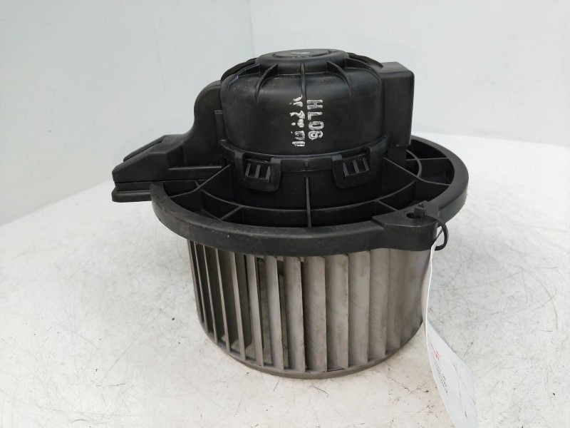 Recambio de motor calefaccion para kia rio 1.2 cat referencia OEM IAM B308830440 A0550184 A1206120138