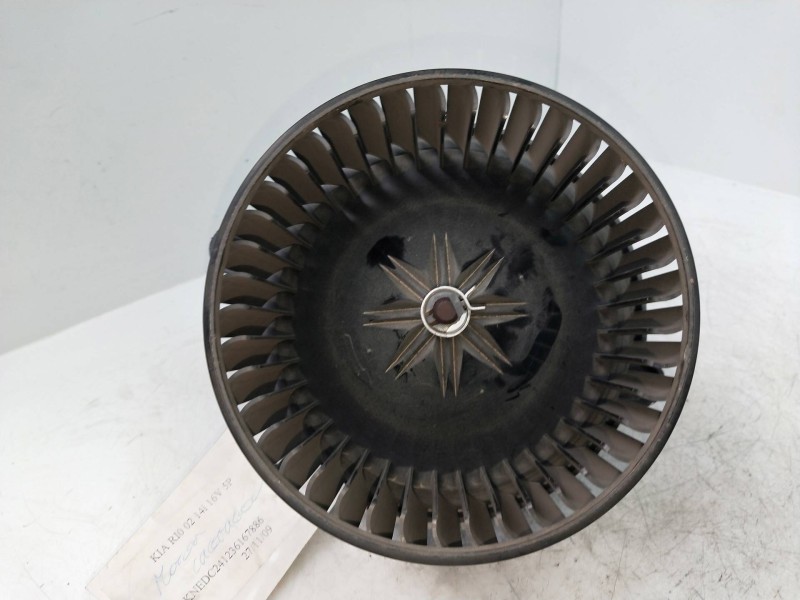 Recambio de motor calefaccion para kia rio 1.3 cat referencia OEM IAM   