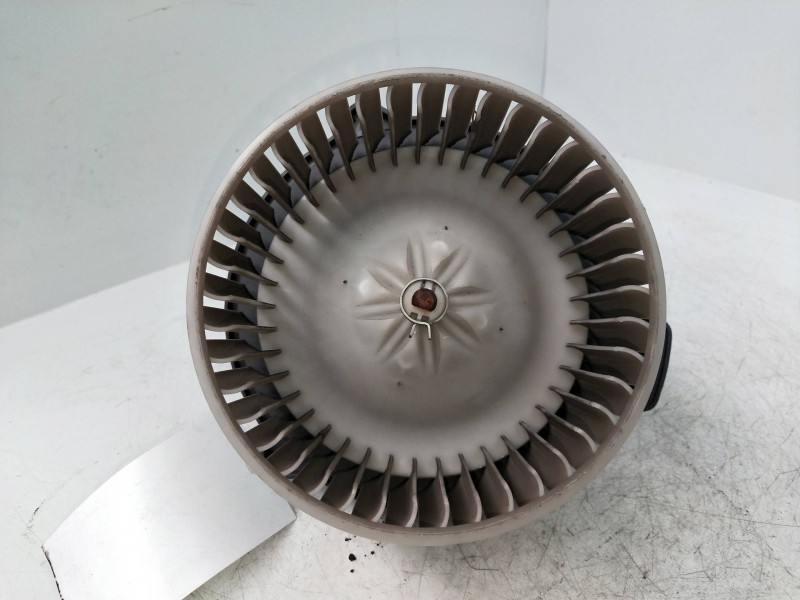 Recambio de motor calefaccion para kia sorento 2.5 crdi referencia OEM IAM B308830230 A0540222C 