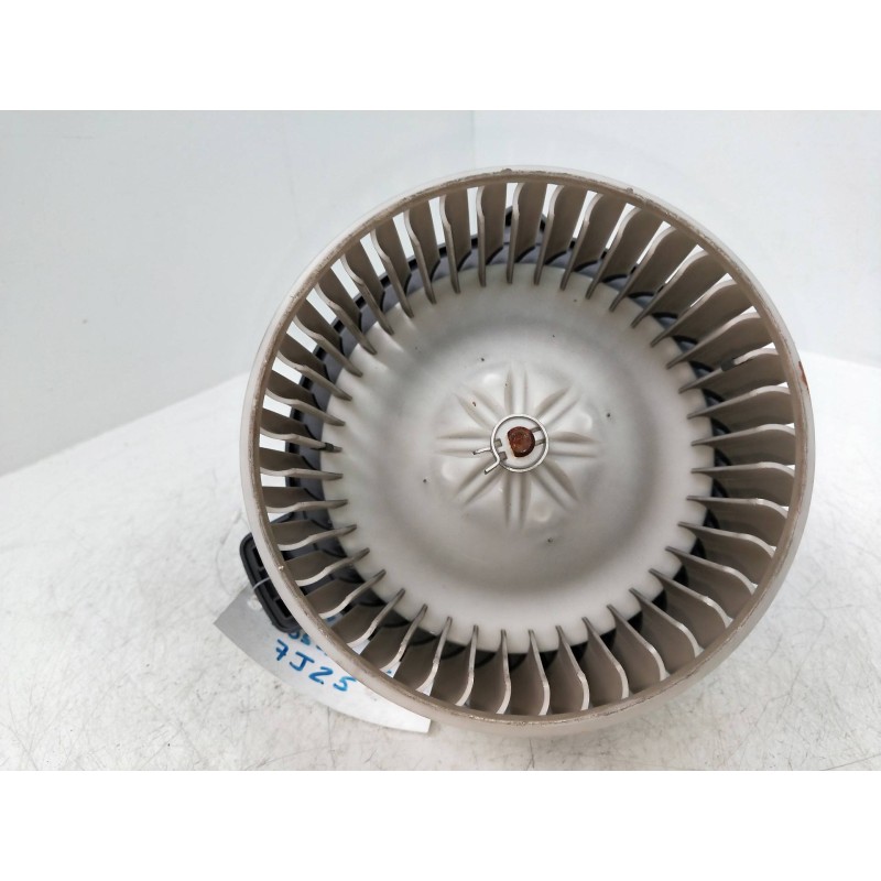 Recambio de motor calefaccion para kia sorento 2.5 crdi cat referencia OEM IAM B308830230 A0540222C 