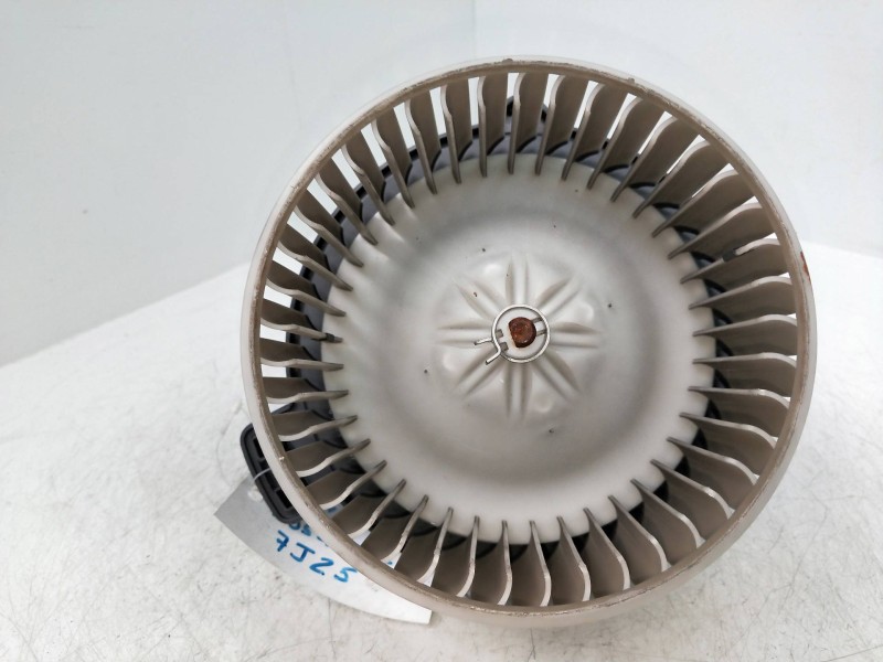 Recambio de motor calefaccion para kia sorento 2.5 crdi cat referencia OEM IAM B308830230 A0540222C 