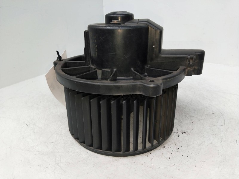 Recambio de motor calefaccion para kia sportage 2.0 turbodiesel cat referencia OEM IAM   