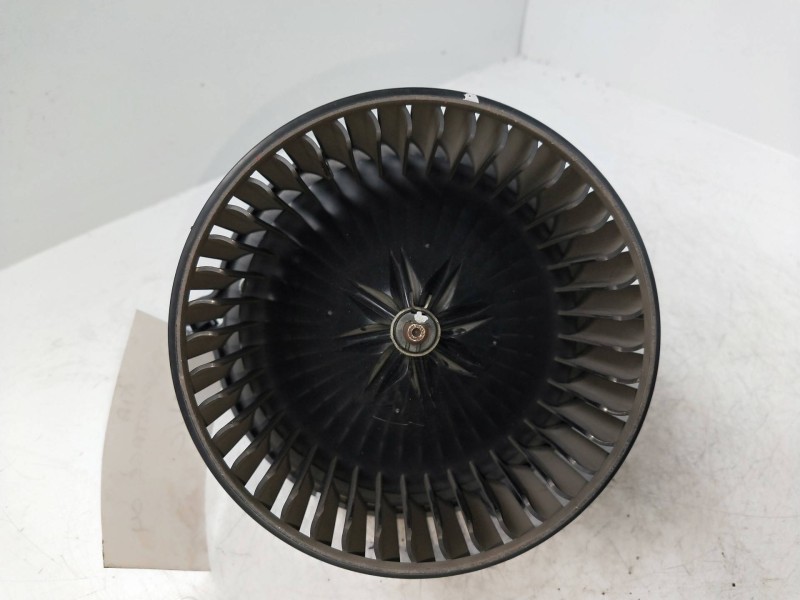 Recambio de motor calefaccion para kia sportage 2.0 turbodiesel cat referencia OEM IAM   