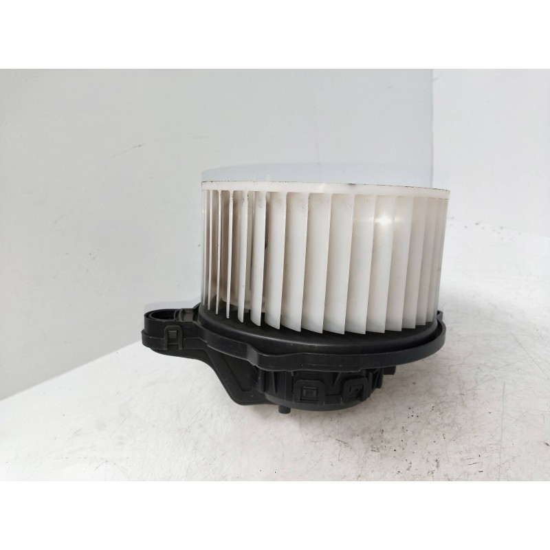 Recambio de motor calefaccion para kia sportage referencia OEM IAM F00S330054 F00S3B2441 