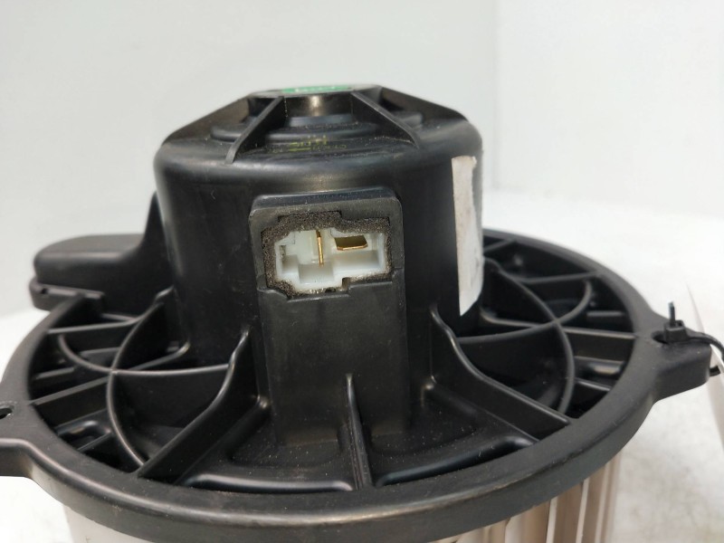 Recambio de motor calefaccion para kia sportage 2.0 cat referencia OEM IAM F00S33F012  