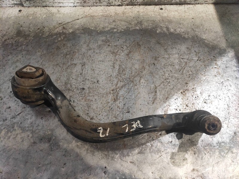 Recambio de brazo suspension inferior delantero izquierdo para bmw x6 (e71) 3.5d referencia OEM IAM 677394905  