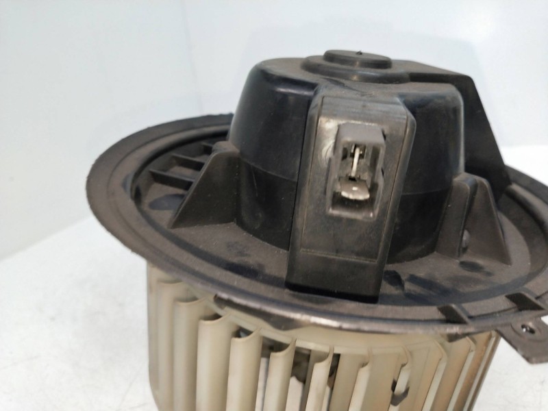 Recambio de motor calefaccion para lancia delta 1.8 cat referencia OEM IAM   