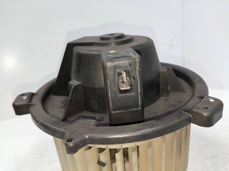 Recambio de motor calefaccion para lancia lancia y 1.4 lx referencia OEM IAM   