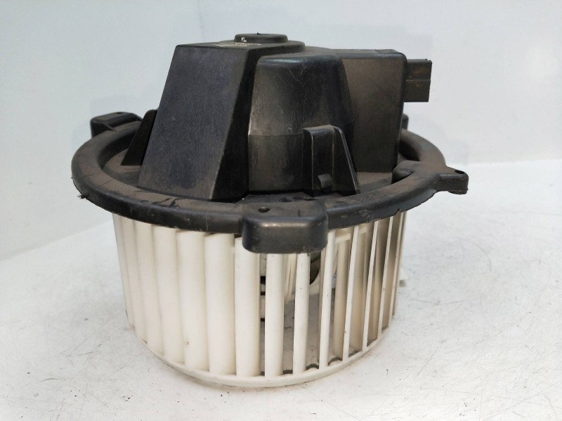 Recambio de motor calefaccion para lancia ypsilon (101) referencia OEM IAM    Recambio de motor calefaccion para lancia ypsilon (101) referencia OEM IAM