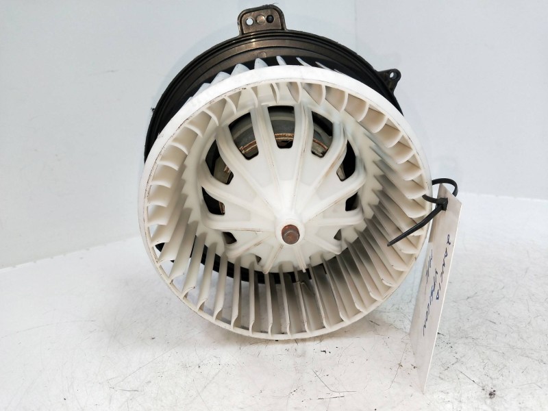 Recambio de motor calefaccion para lancia ypsilon (101) referencia OEM IAM    Recambio de motor calefaccion para lancia ypsilon (101) referencia OEM IAM