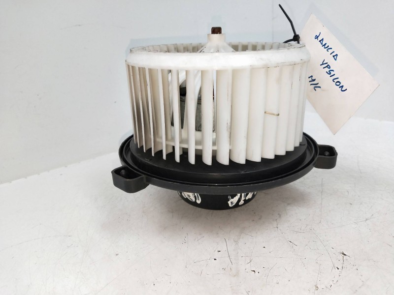 Recambio de motor calefaccion para lancia ypsilon (101) referencia OEM IAM    Recambio de motor calefaccion para lancia ypsilon (101) referencia OEM IAM