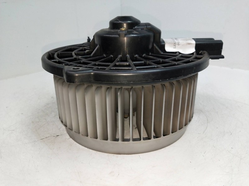 Recambio de motor calefaccion para lexus is200 (gxe10) 2.0 cat referencia OEM IAM 194000115011F22  